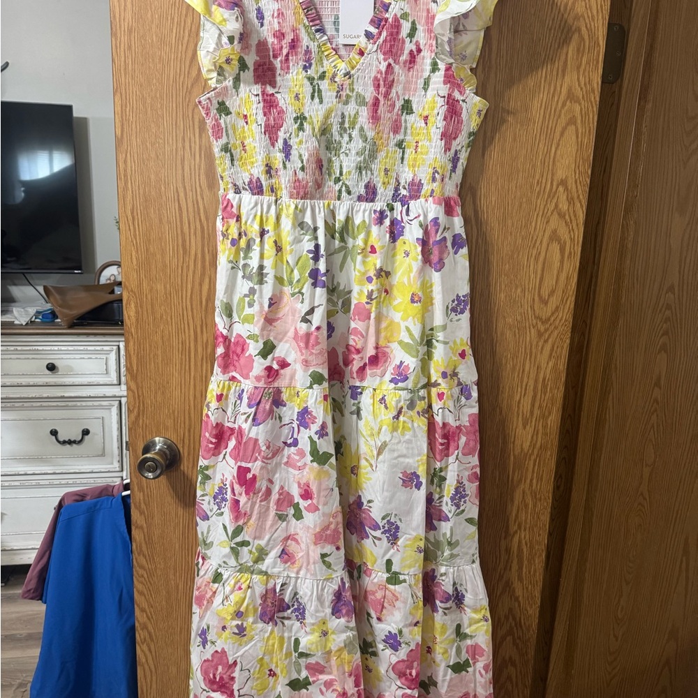 SugarLips Size XL Floral Maxi Dress with Ruffled Sleeves